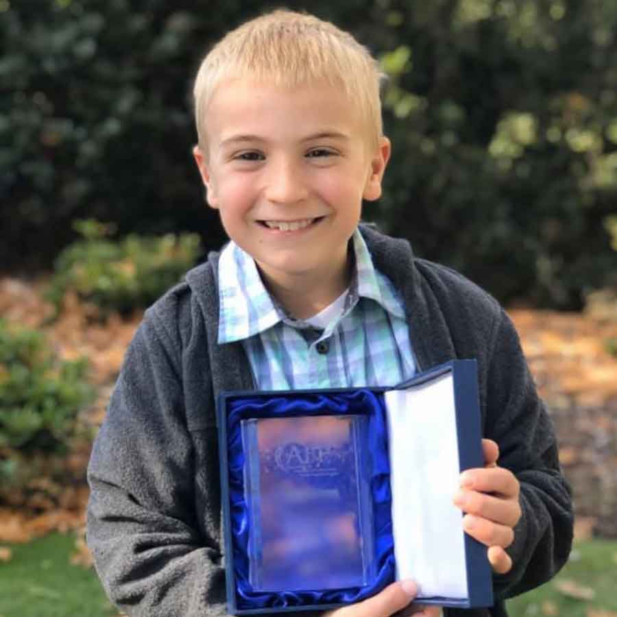 Roman McConn enfant 8 ans remporte ASPCA