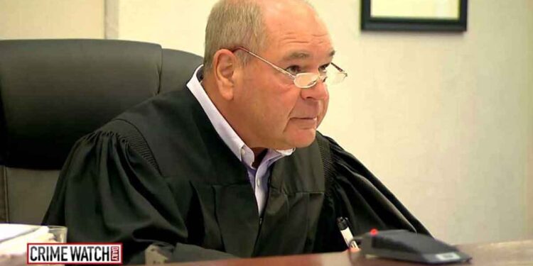 Ce juge donne des peines « créatives » à tous ceux qui maltraitent les animaux 1 Ce juge donne des peines « créatives » à tous ceux qui maltraitent les animaux