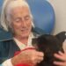 Le chien a rendu visite à une vieille femme à l'hôpital. Les infirmières qualifient cette rencontre de miracle 3 Le chien a rendu visite à une vieille femme hôpital